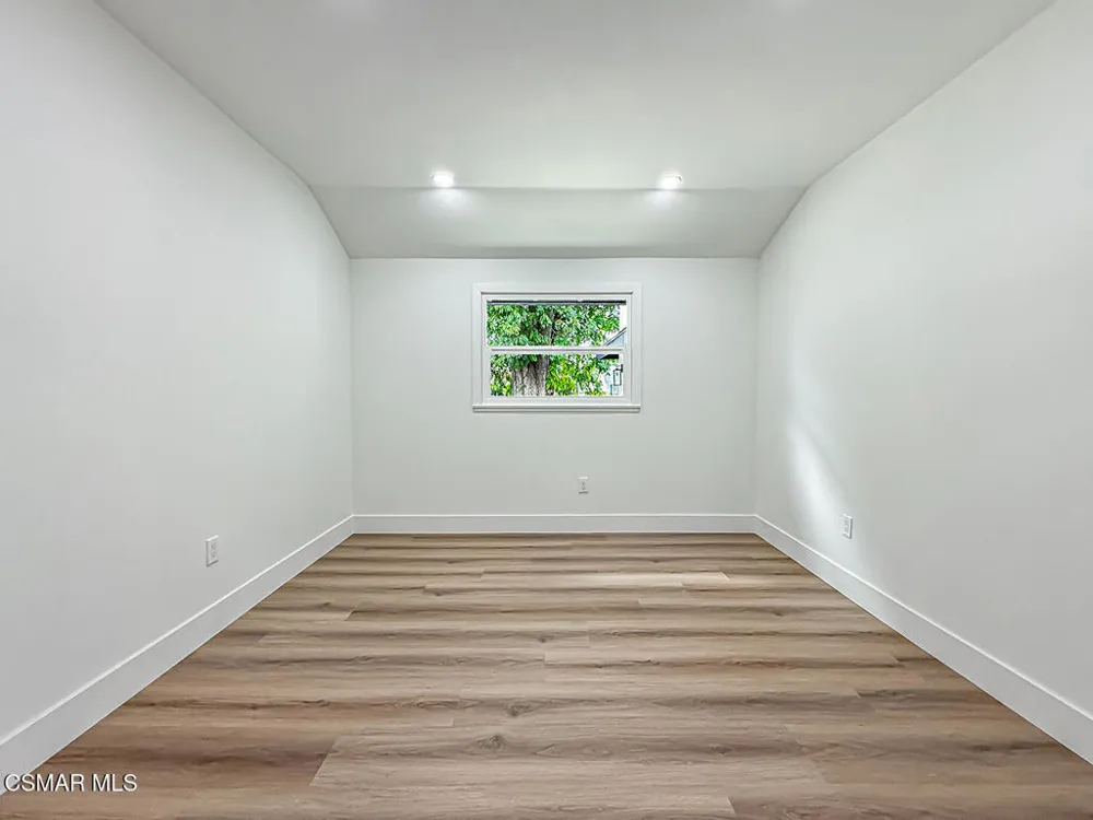 968 Tapies Court Newbury Park, CA 91320