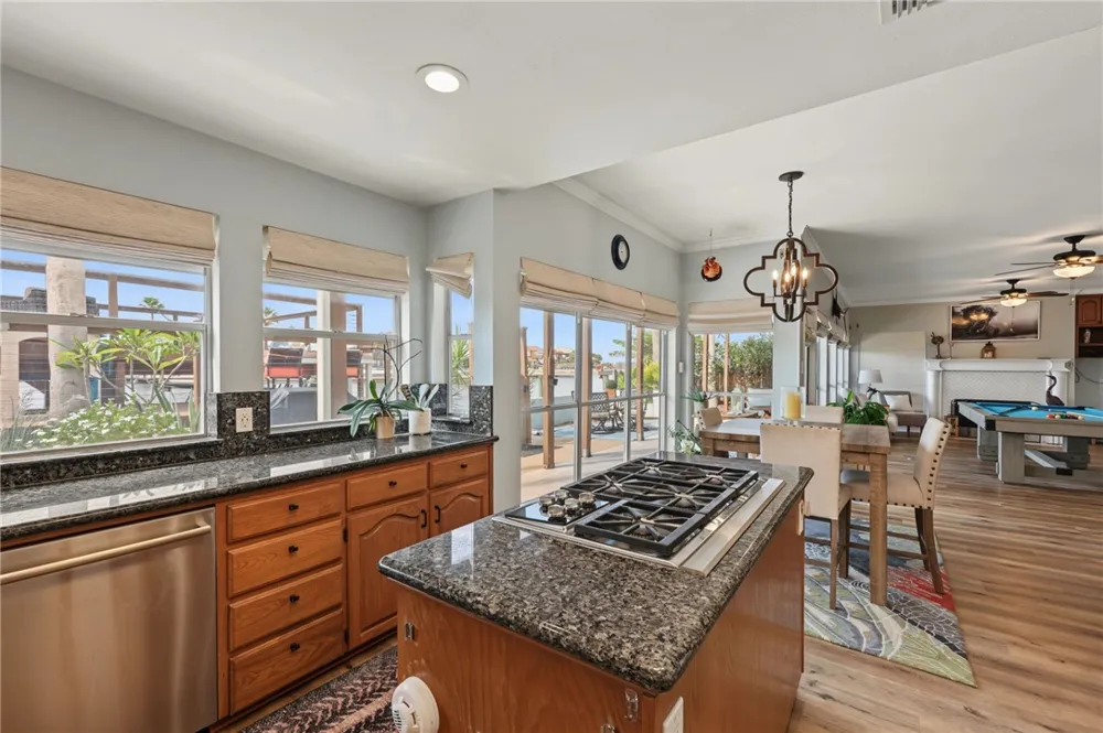 13769 Eaglesnest Bay Drive Corpus Christi, TX 78418