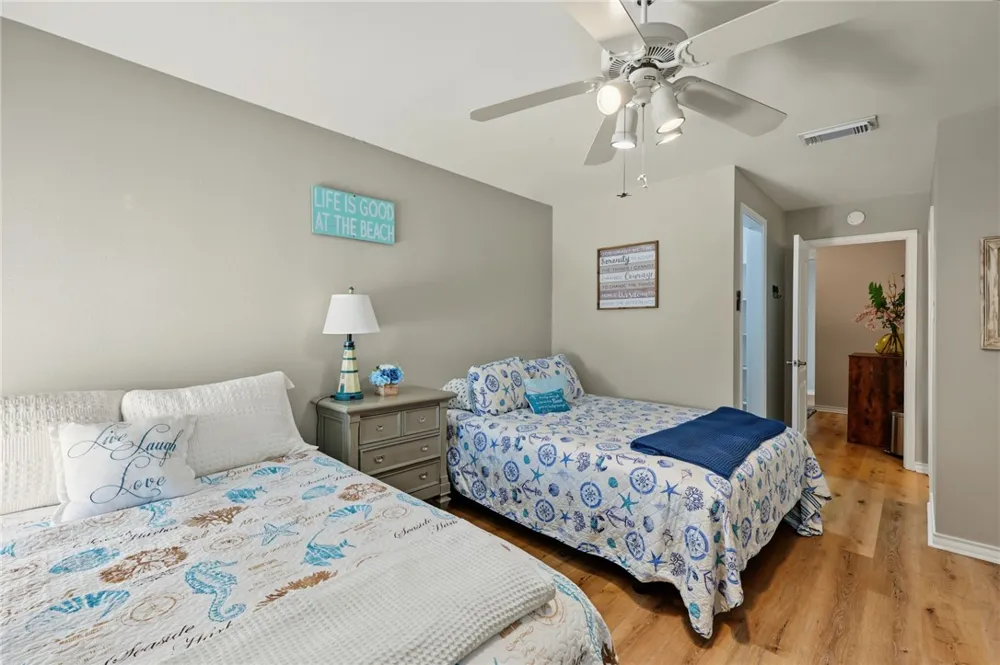 13769 Eaglesnest Bay Drive Corpus Christi, TX 78418