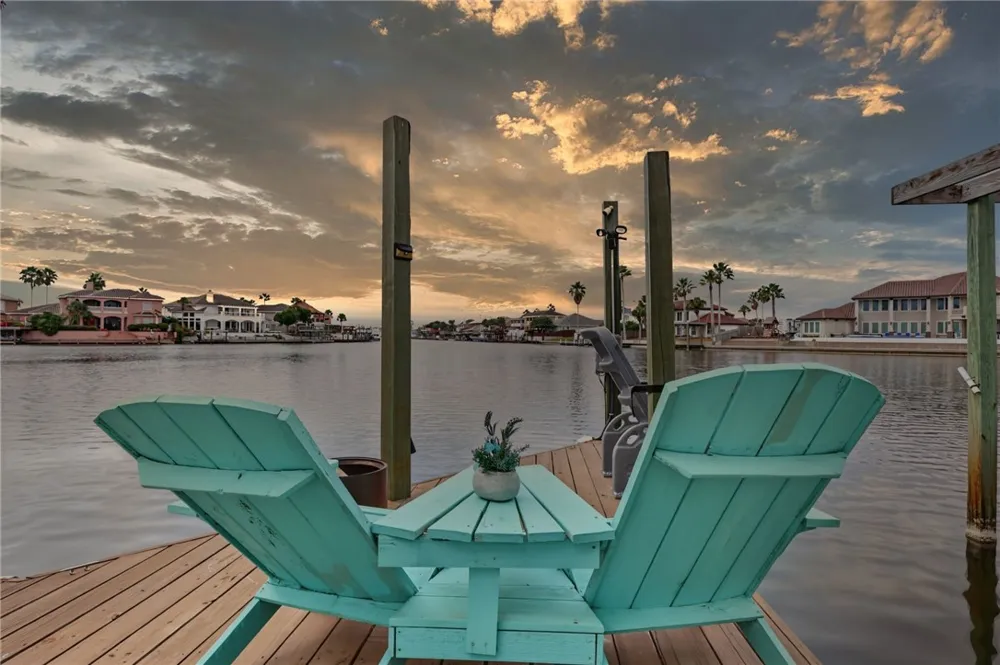 13769 Eaglesnest Bay Drive Corpus Christi, TX 78418
