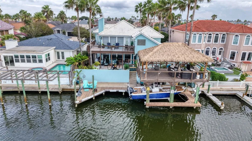 13769 Eaglesnest Bay Drive Corpus Christi, TX 78418