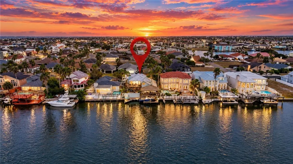 13769 Eaglesnest Bay Drive Corpus Christi, TX 78418