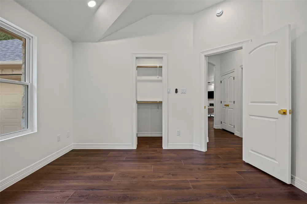 2909 Cavern Mist Lane Austin, TX 78739