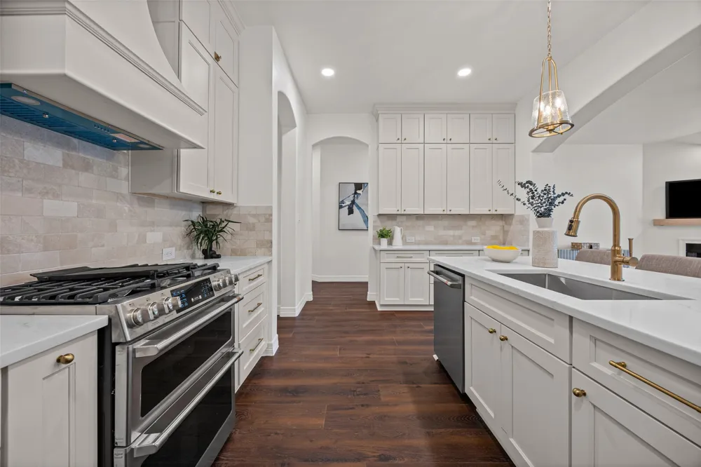 2909 Cavern Mist Lane Austin, TX 78739