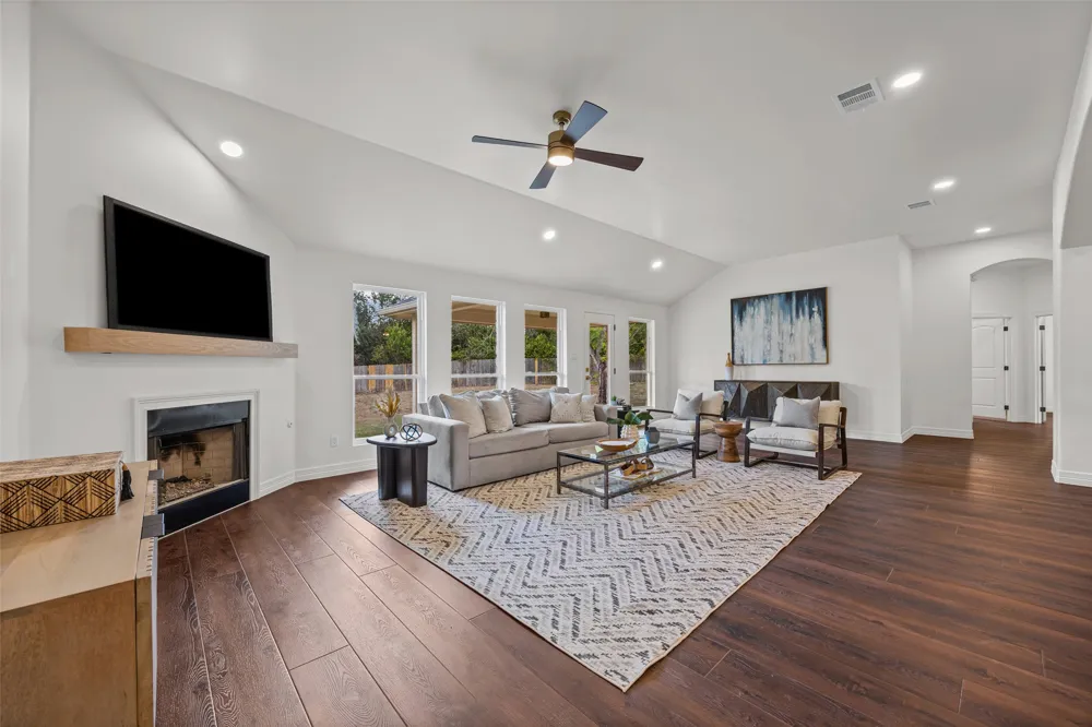 2909 Cavern Mist Lane Austin, TX 78739