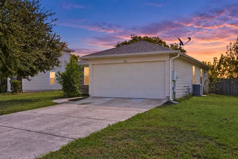 221 Ames Cove