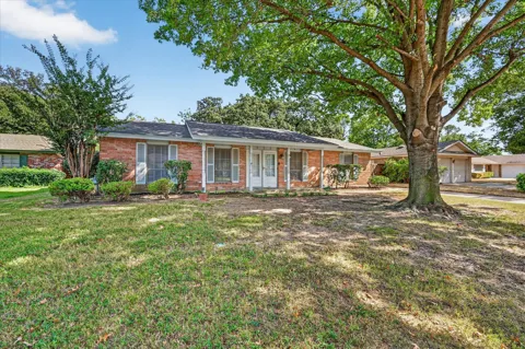 3016 Friendswood Drive