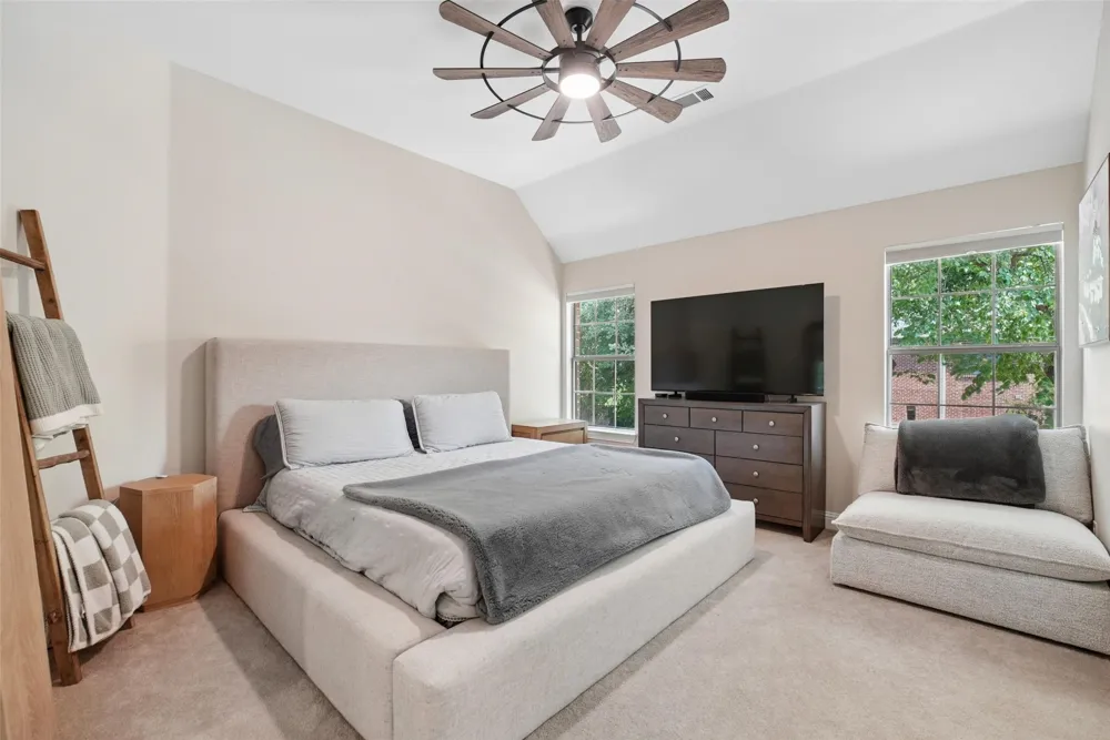 8319 Midway Road Dallas, TX 75209