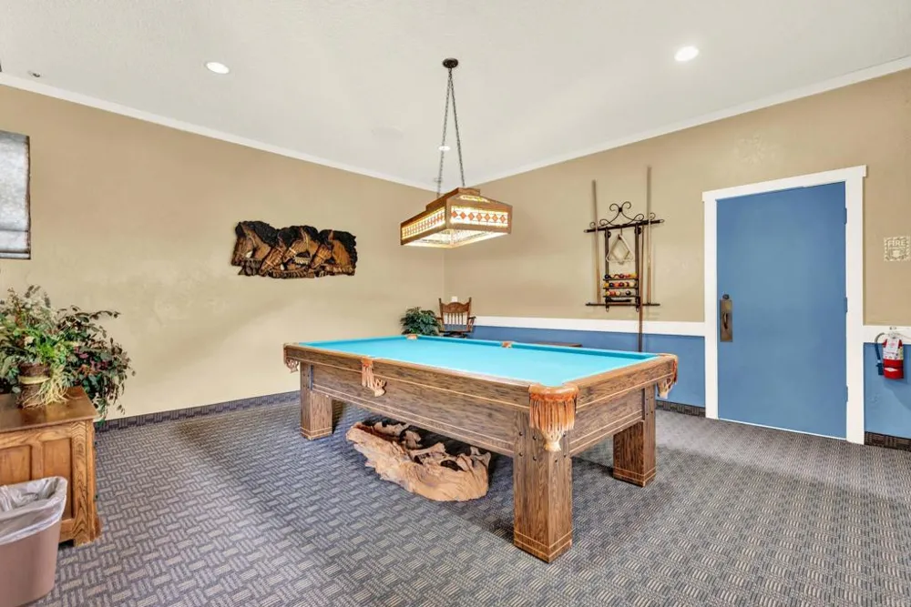 9255 Magnolia Ave #Spc 18 Santee, CA 92071