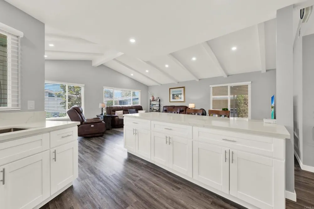 9255 Magnolia Ave #Spc 18 Santee, CA 92071