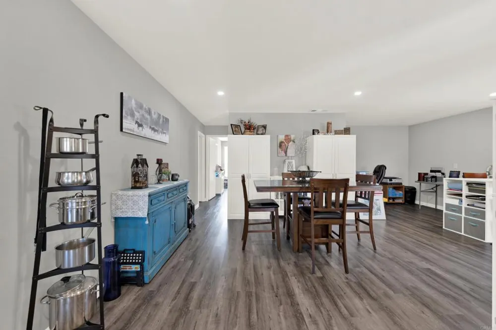 9255 Magnolia Ave #Spc 18 Santee, CA 92071