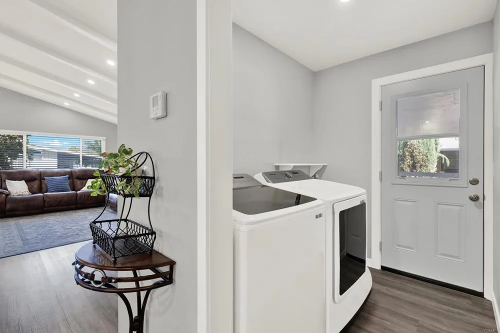9255 Magnolia Ave #Spc 18 Santee, CA 92071