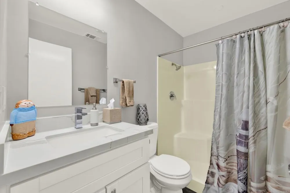9255 Magnolia Ave #Spc 18 Santee, CA 92071