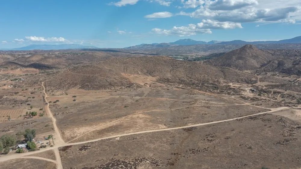 41680 Grouse Court Hemet, CA 92543