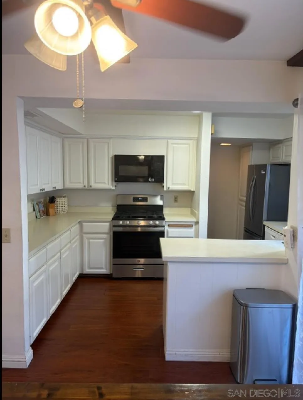 8672 Villa La Jolla #4 La Jolla, CA 92037