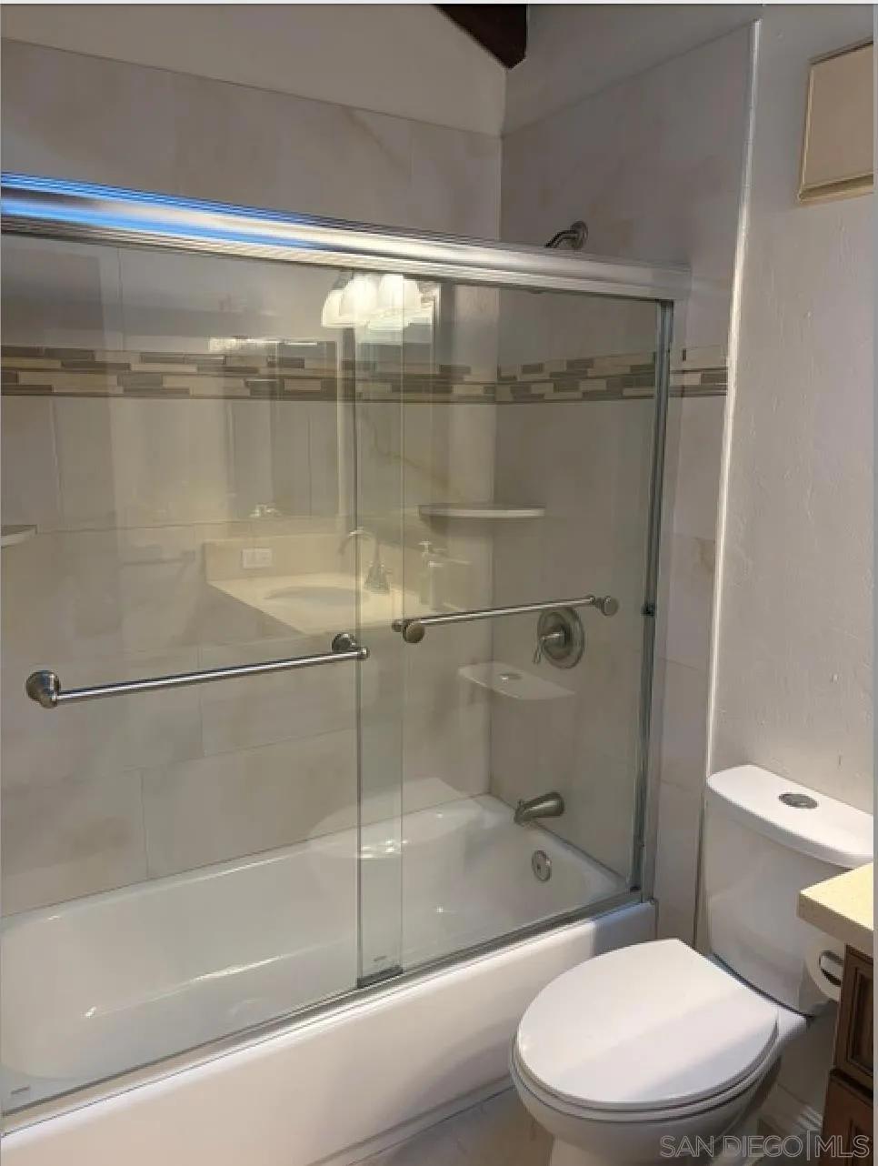 8672 Villa La Jolla #4 La Jolla, CA 92037