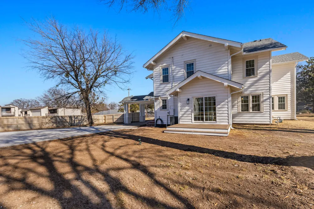 415 Sunset Drive Ardmore, OK 73401