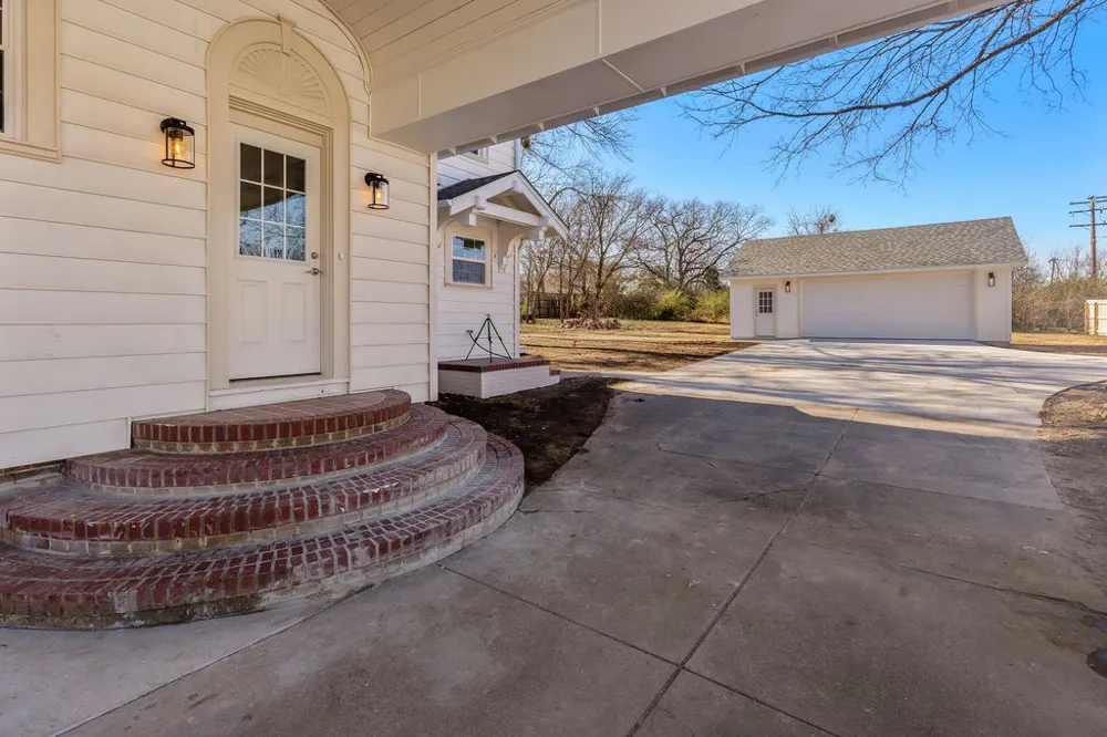 415 Sunset Drive Ardmore, OK 73401