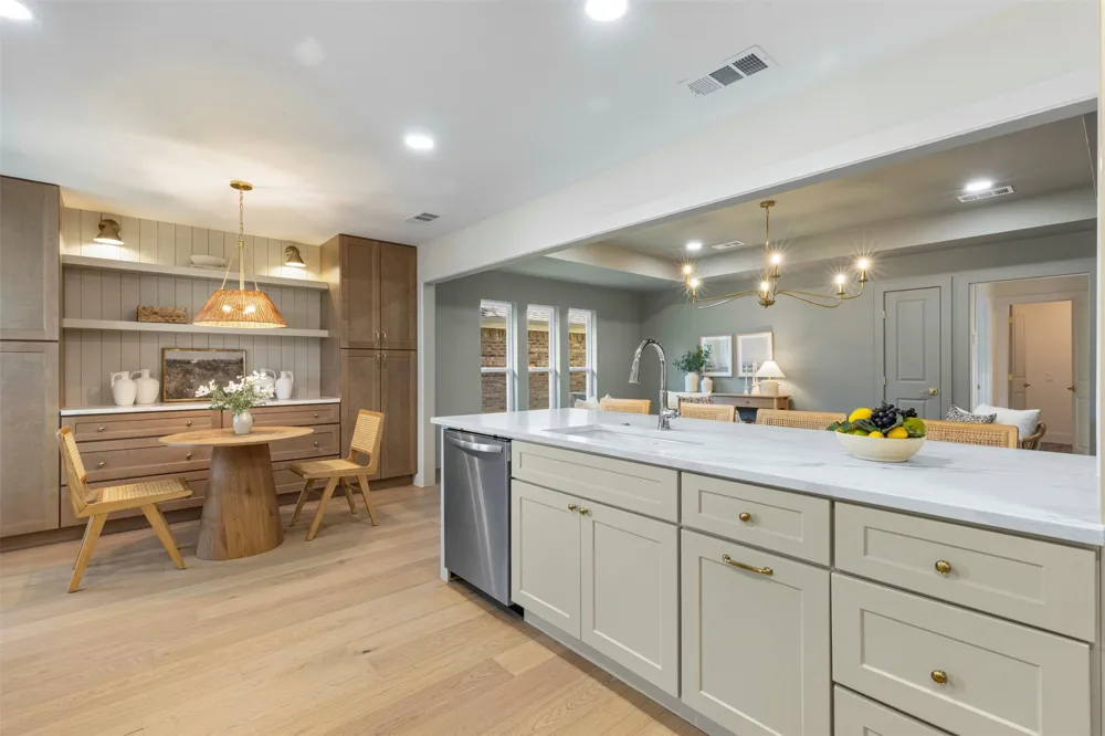 6427 Mimms Drive Dallas, TX 75252