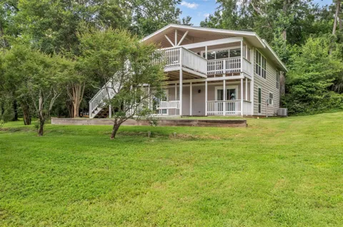 671 Lakeview Harbor