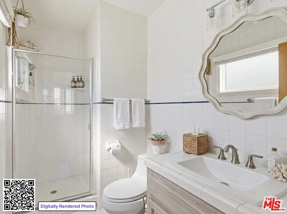208 43rd Street Manhattan Beach, CA 90266