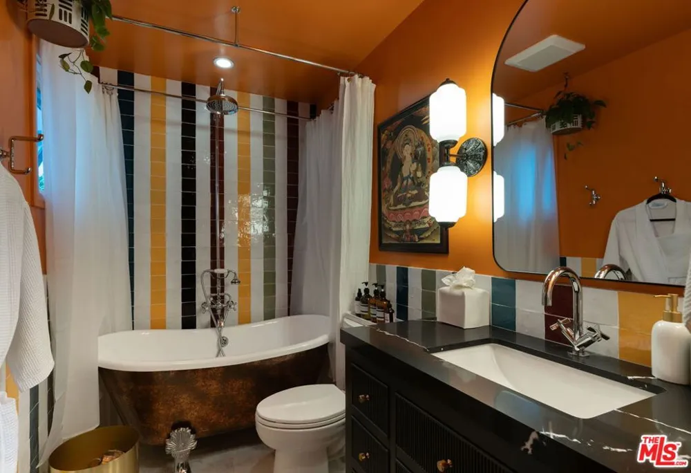 208 43rd Street Manhattan Beach, CA 90266