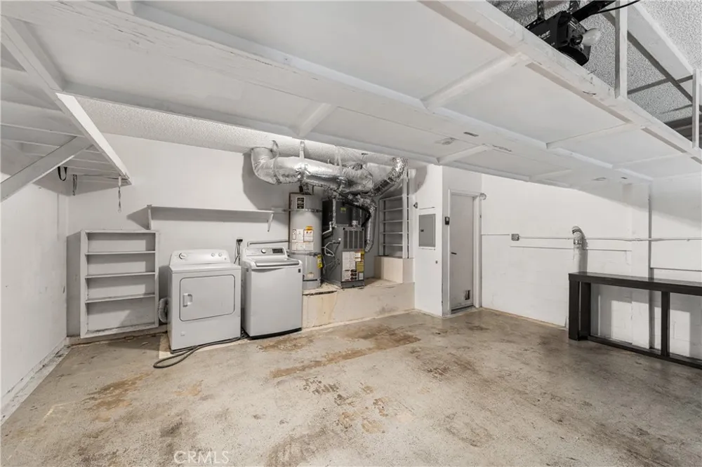21545 Erwin #96 Woodland Hills, CA 91367