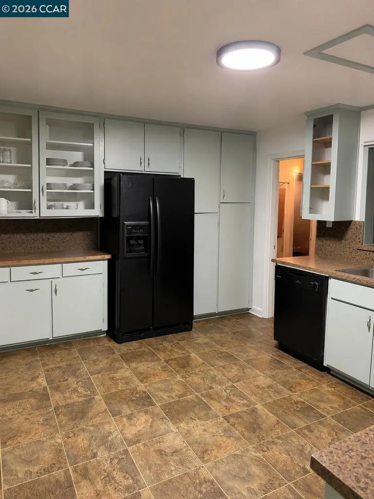 1038 Johnston St Napa, CA 94558