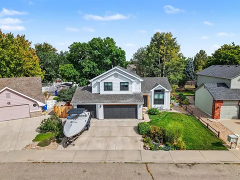 3856 Larkspur Court