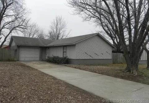 1238 E 144th Street