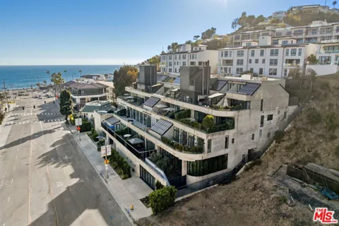 17351 W Sunset Boulevard #3C