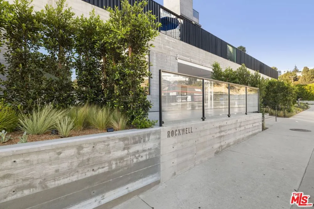 17351 W Sunset Boulevard #3C Pacific Palisades, CA 90272