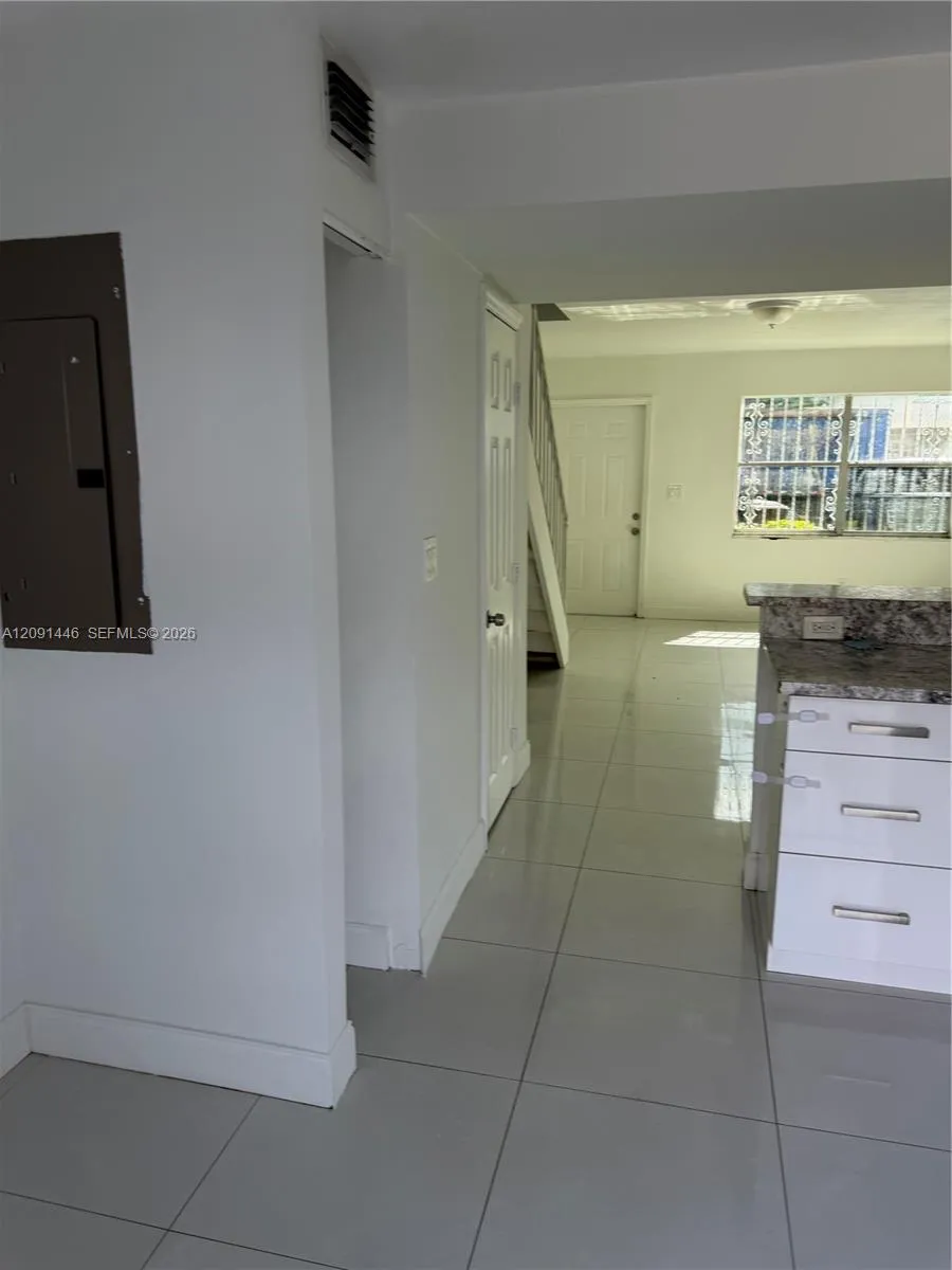 4008 W 9th Ct #56 Hialeah, FL 33012