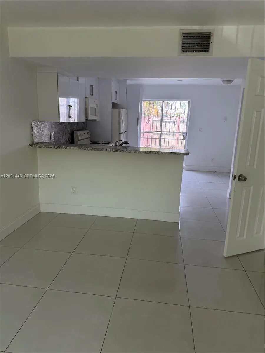 4008 W 9th Ct #56 Hialeah, FL 33012