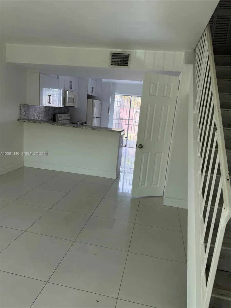 4008 W 9th Ct #56 Hialeah, FL 33012