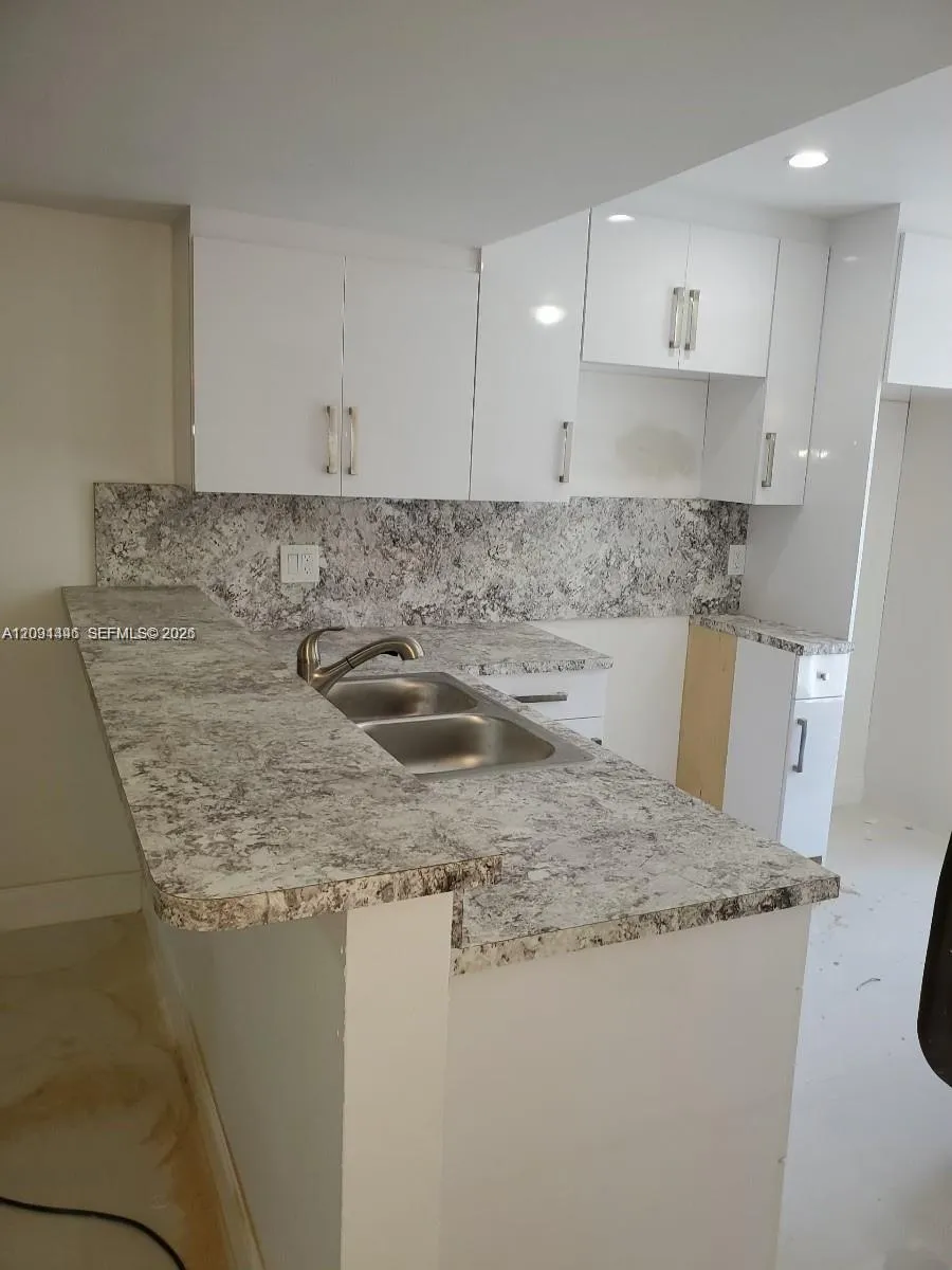 4008 W 9th Ct #56 Hialeah, FL 33012