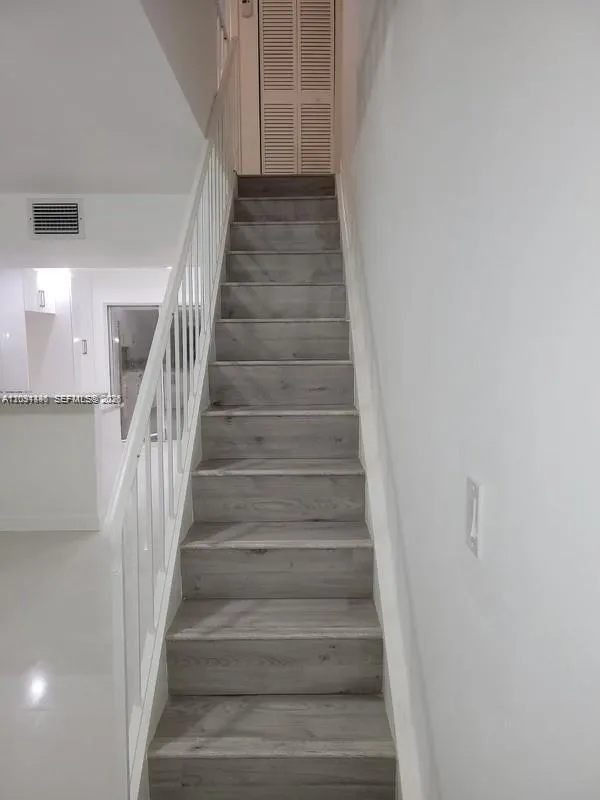 4008 W 9th Ct #56 Hialeah, FL 33012