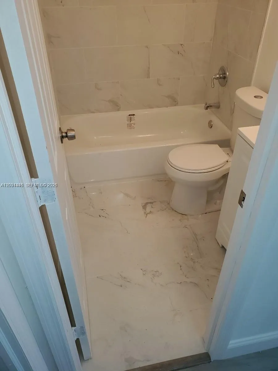 4008 W 9th Ct #56 Hialeah, FL 33012