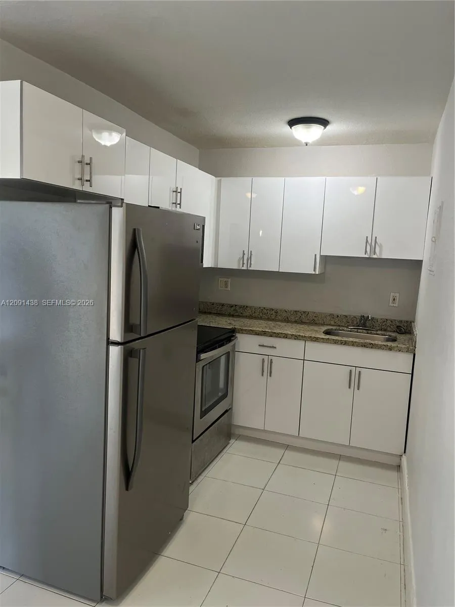 6780 SW 44th St #1 Miami, FL 33155
