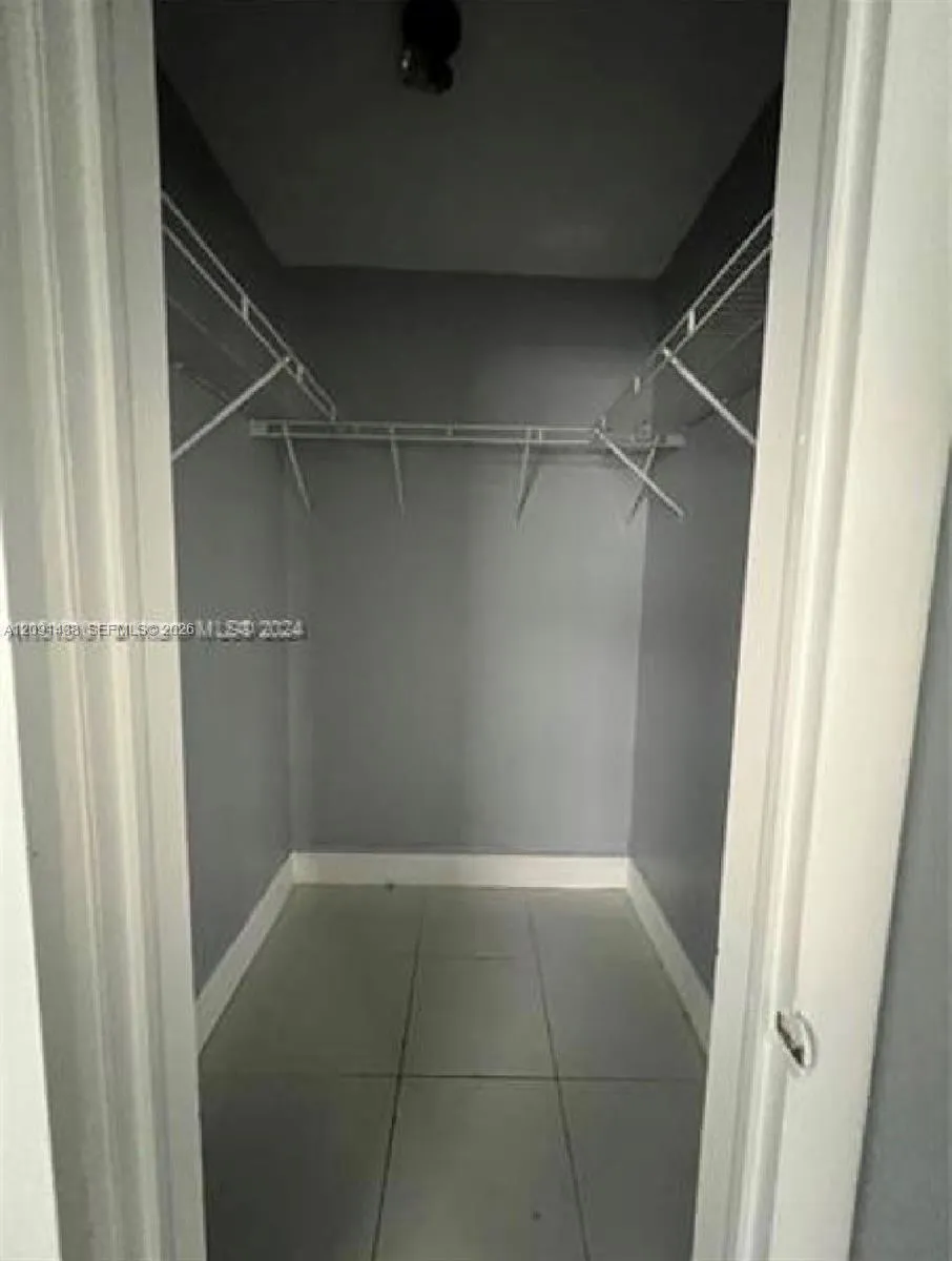 6780 SW 44th St #1 Miami, FL 33155