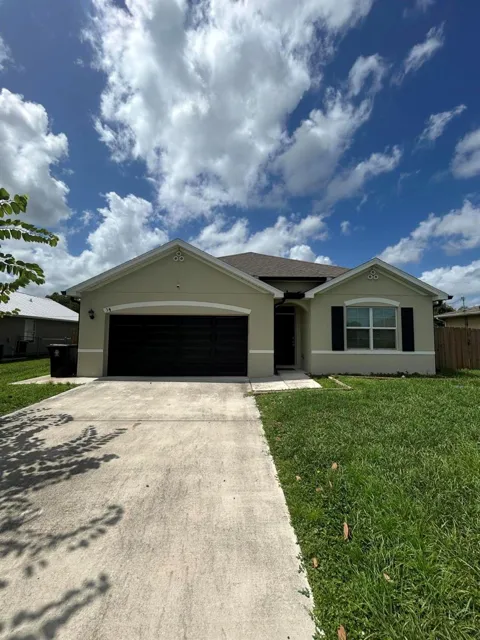 341 SW RIDGECREST DRIVE