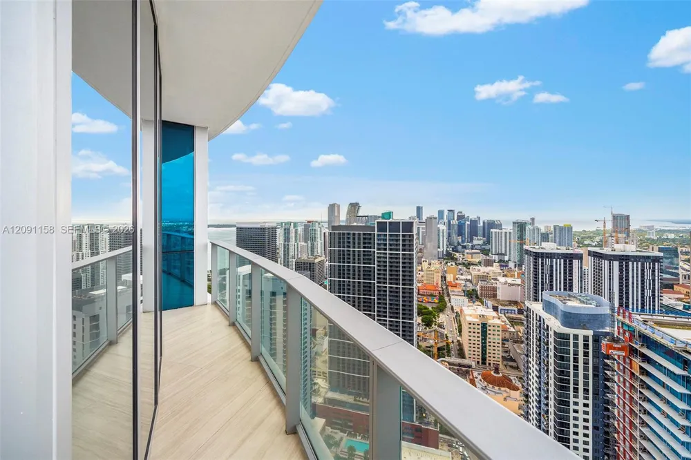 851 NE 1st Ave #5312 Miami, FL 33132