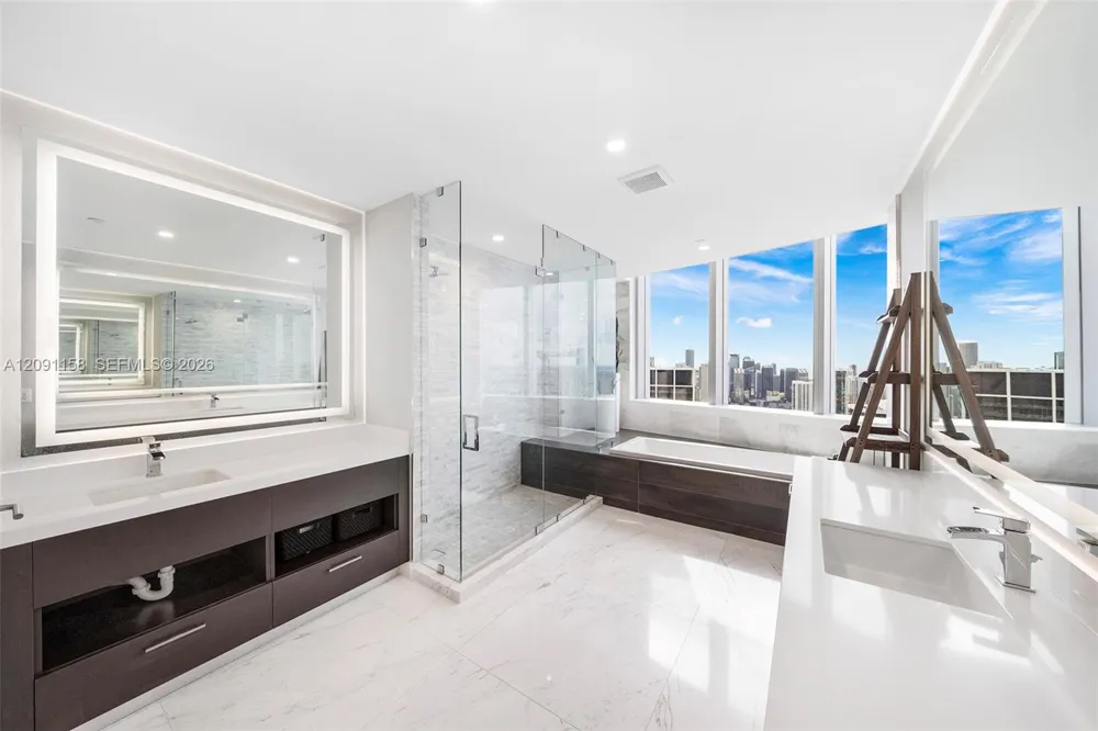 851 NE 1st Ave #5312 Miami, FL 33132