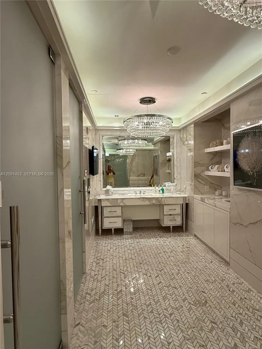 17475 Collins Ave #2003 Sunny Isles Beach, FL 33160