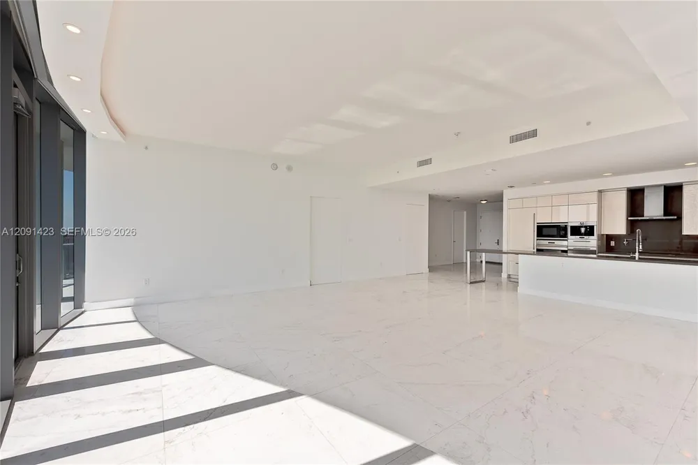 17475 Collins Ave #2003 Sunny Isles Beach, FL 33160