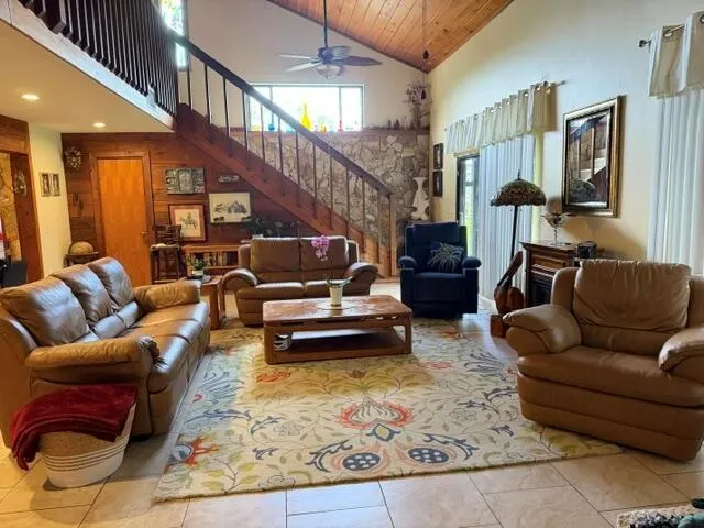 9219 Nickels Boynton Beach, FL 33436
