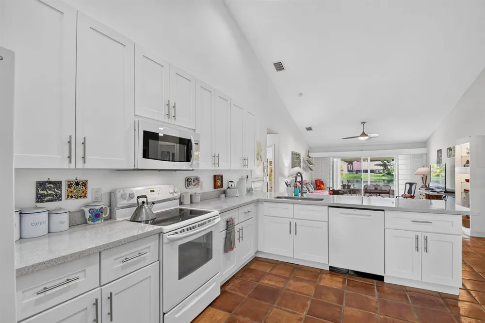 7390 HEATHLEY DRIVE Lake Worth, FL 33467
