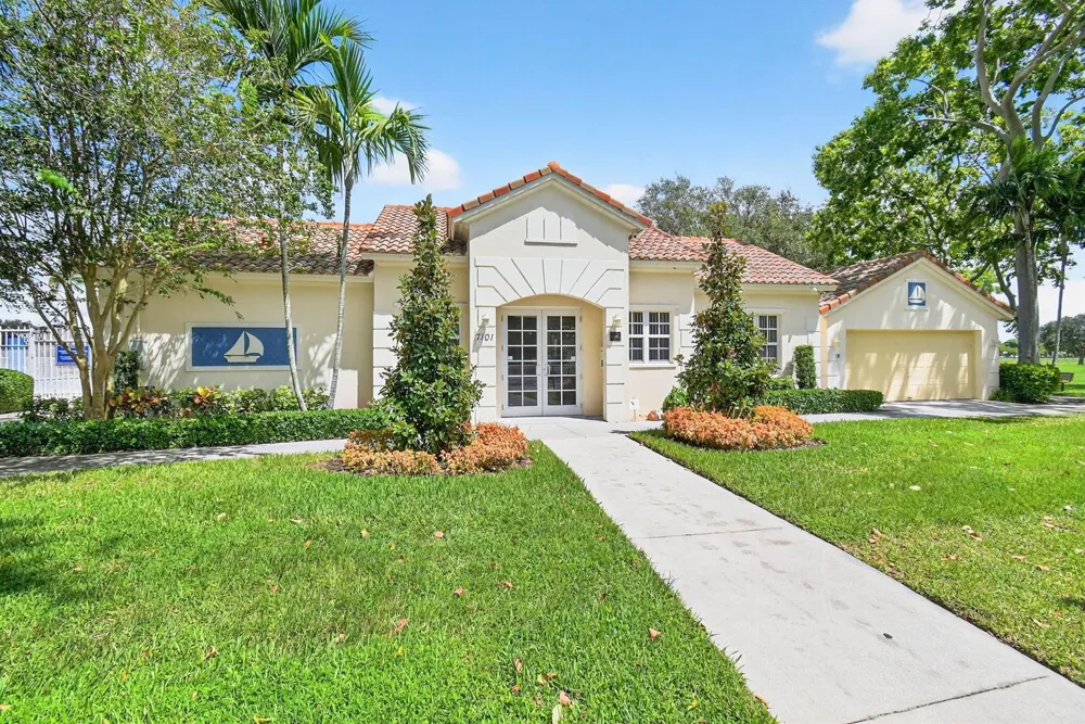7390 HEATHLEY DRIVE Lake Worth, FL 33467