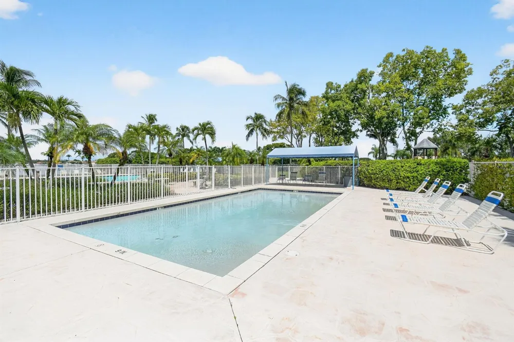 7390 HEATHLEY DRIVE Lake Worth, FL 33467