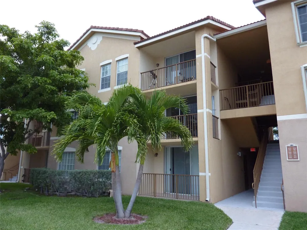 913 Villa Circle #913 Boynton Beach, FL 33435